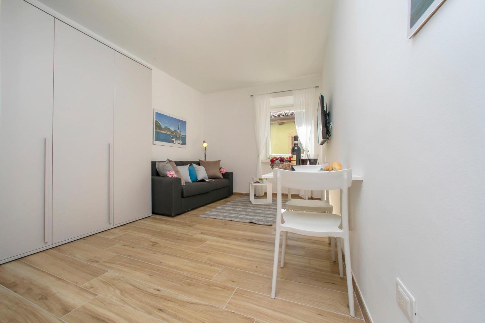 Apartment Nido Sui Tetti Di - Happy Riva del Garda